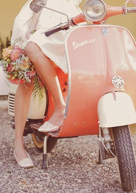 ¡Súbete a la Vespa el día de tu boda!