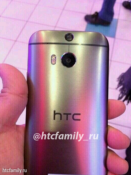 Nuevas imágenes del HTC M8 , se confirma el doble flash led