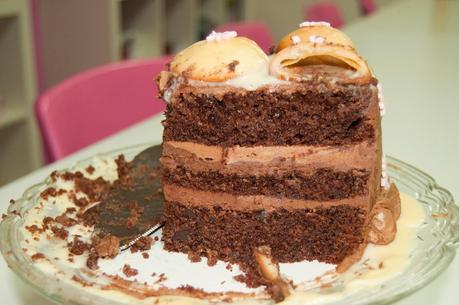 LAYER CAKE TRES CHOCOLATES Y MIS BESITOS DULCES LAYER CAKE TRES CHOCOLATES Y MIS BESITOS DULCES