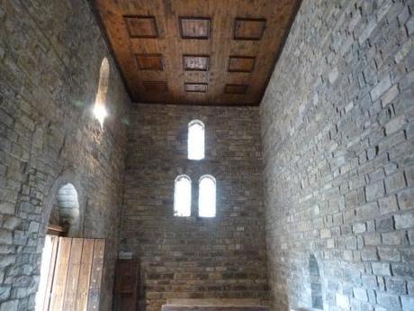 San Andrés de Satue (Huesca) y el “Románico-Mozárabe” del Serrablo. P1050674