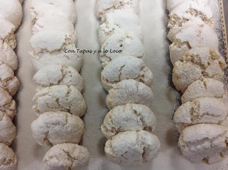 Galletas craqueladas de almendra