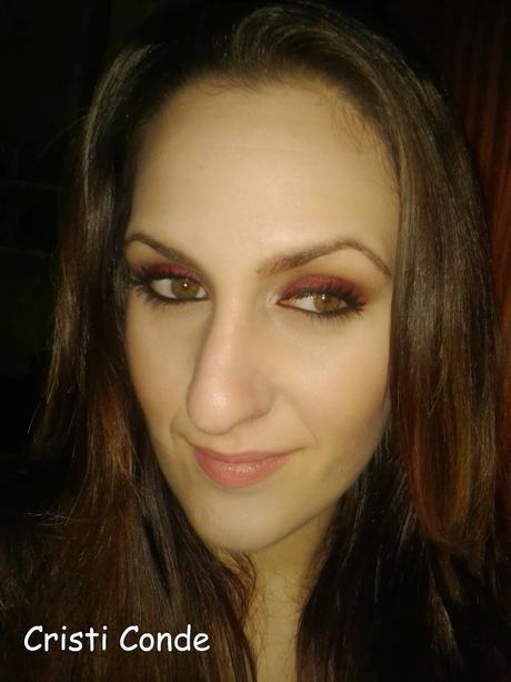 Maquillaje : Red Smoky