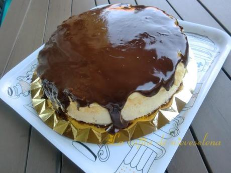 Boston Cream Pie Cheesecake (Tarta de queso estilo Boston)