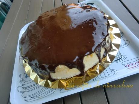 Boston Cream Pie Cheesecake (Tarta de queso estilo Boston)