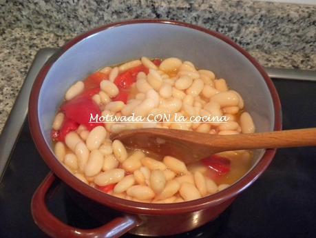 Alubias con pimientos Alubias con pimientos