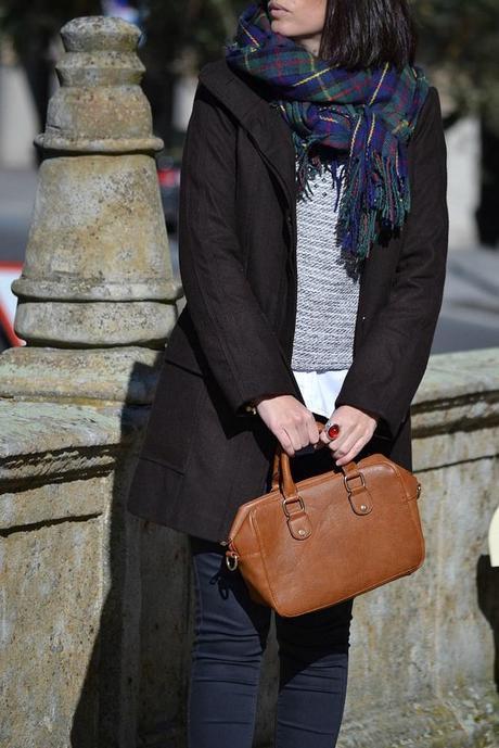 DAYS OF SUN AND COLD DAYS OF SUN AND COLD