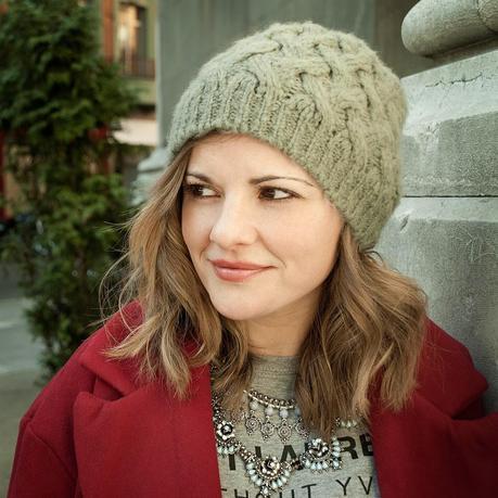 WALKING AROUND THE CITY WALKING AROUND THE CITY