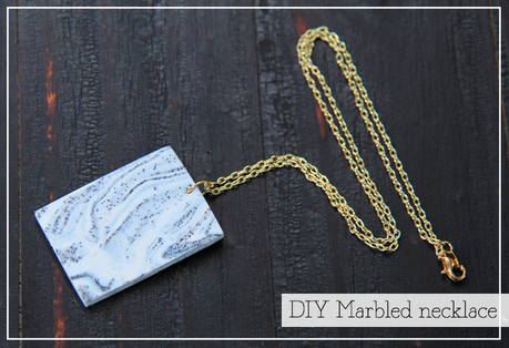 DIY Marbled necklace