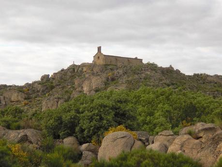 Colaboraciones de Extremadura, caminos de cultura: la Ermita de Valbón, de Valencia de Alcántara, en el Rincón de la Memoria de Canal Extremadura Radio