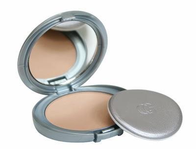 PRODUCTOS Y ACCESORIOS BÁSICOS PARA EL MAQUILLAJE PRODUCTOS Y ACCESORIOS BÁSICOS PARA EL MAQUILLAJE