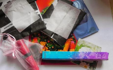 Neussina me mima (HAUL)