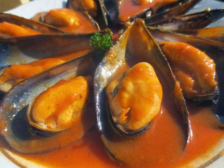 Mejillones en salsa