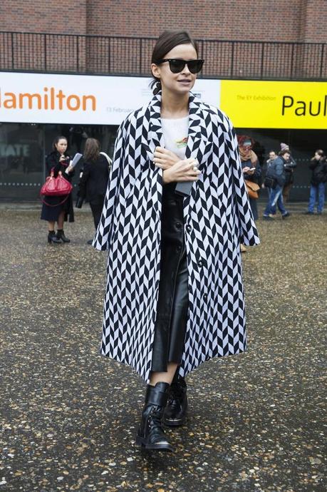 LONDON FW STREET STYLE