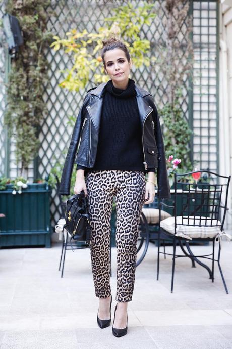 LEOPARD MOOD Leopard_Trousers-Biker_Jacket-Black-Mango-Street_Style-Outfit-5