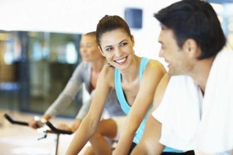 conocer chicas en el gimnasio
