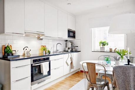 UN PEQUEÑO APARTAMENTO CON MUCHA LUZ Y BUENAS IDEAS