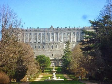 ¡Conociendo los exteriores del Palacio Real de Madrid!