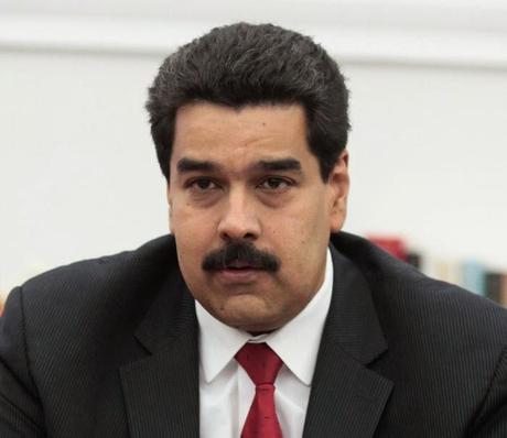 Maduro expulsa a periodistas de CNN