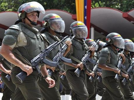 Complicidad de GNB y milicias bolivarianas