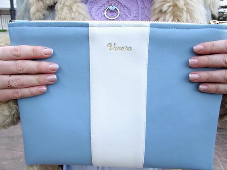 BLUE CLUTCH