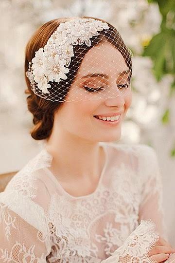 BRIDAL HAIRDOS