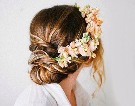 BRIDAL HAIRDOS