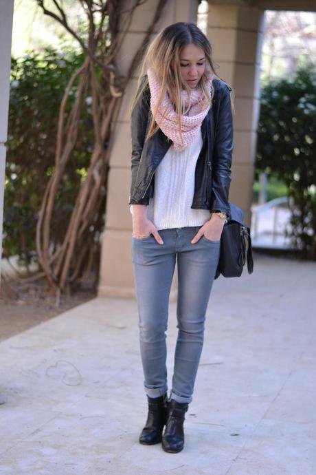 PINK SCARF