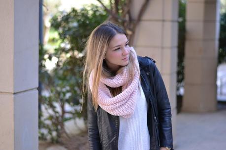 PINK SCARF