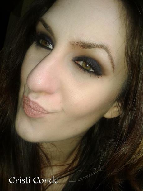 Maquillaje : ``Alice Head A Vision Again´´