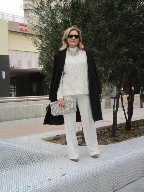 LOOK311-24.2.20148:30WHITE : JERSEY OVERSIZED + PALAZZO ....