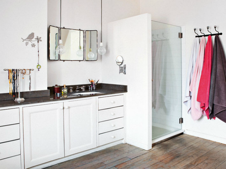 Decoración vintage con espejos de viaje