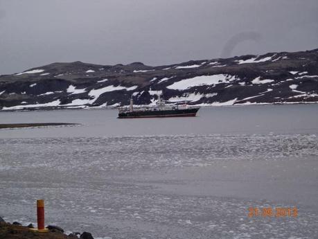 ENTREVISTA AL ENCARGADO DE LA RADIOESTACION DE LA BASE ANTARTICA CARLINI
