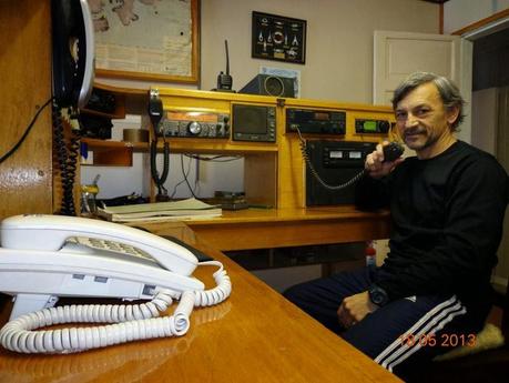 ENTREVISTA AL ENCARGADO DE LA RADIOESTACION DE LA BASE ANTARTICA CARLINI