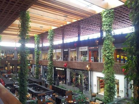 Jardín vertical de columnas
