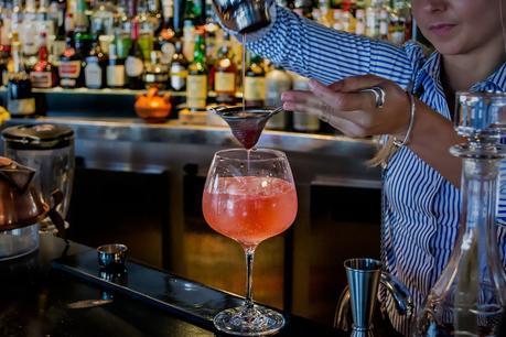 Essencia Xclusive: Rincón coctelero en Sevilla.