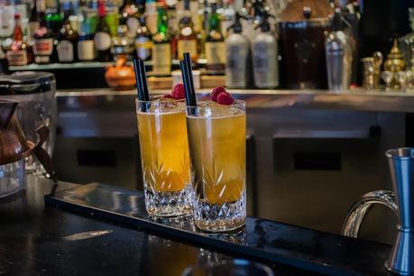 Essencia Xclusive: Rincón coctelero en Sevilla.