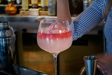 Essencia Xclusive: Rincón coctelero en Sevilla.