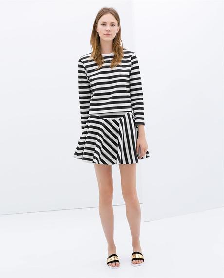 Imagen 1 de FALDA RAYAS de Zara