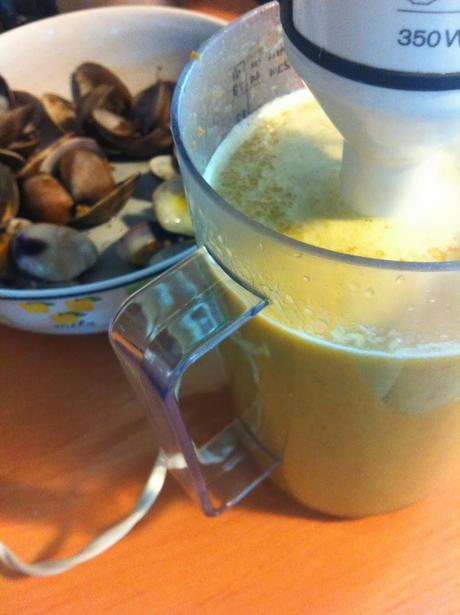Sopa Cremosa De Fideos Con Almejas