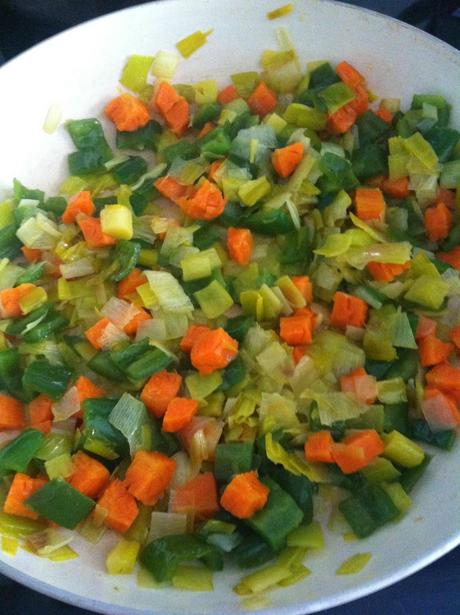 Sopa Cremosa De Fideos Con Almejas