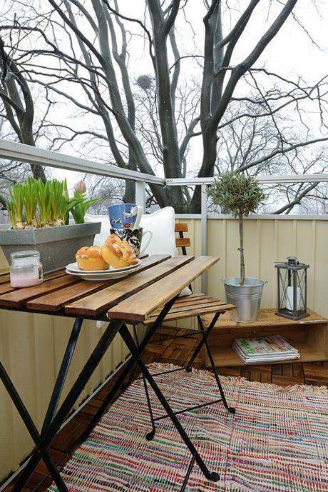 pisos decoración sencilla pisos casas estilo nórdico estilo nórdico escandinavo encimeras de madera cocinas En decoración: Menos es más (más o menos) decoración interiores pisos espacios pequeños decoración cocinas nórdicas cocinas blancas blog interiores nórdicos blog decoración interiores pequeños 