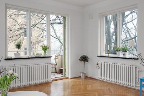 pisos decoración sencilla pisos casas estilo nórdico estilo nórdico escandinavo encimeras de madera cocinas En decoración: Menos es más (más o menos) decoración interiores pisos espacios pequeños decoración cocinas nórdicas cocinas blancas blog interiores nórdicos blog decoración interiores pequeños 