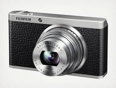 Fujifilm XF1 negra