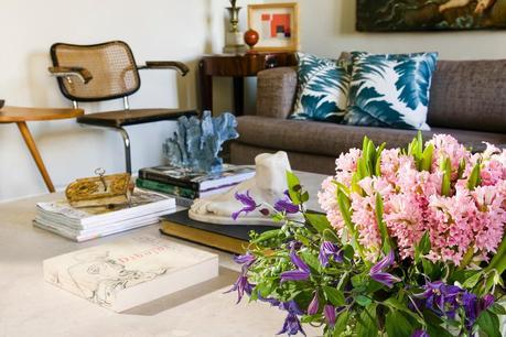 Una tarde entre flores Una tarde entre flores