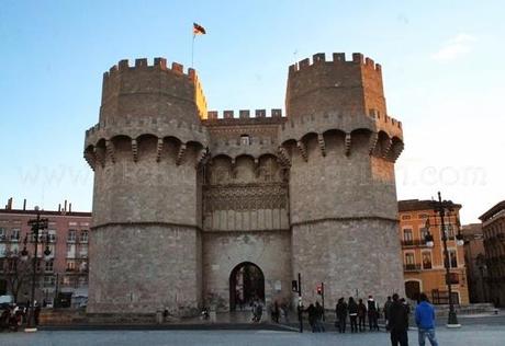 Las Torres de Serranos, la puerta de Valencia amurallada