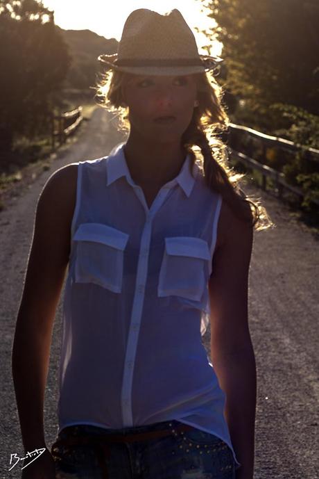 Sesión de fotos con Isa Simón León – Maquillaje y peluquería Kike Molina