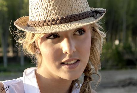 Sesión de fotos con Isa Simón León – Maquillaje y peluquería Kike Molina