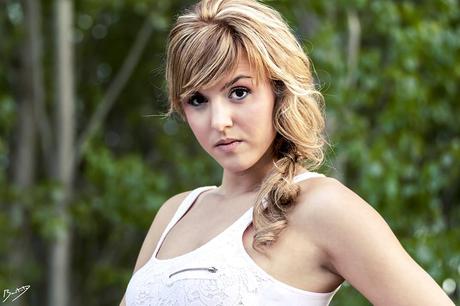 Sesión de fotos con Isa Simón León – Maquillaje y peluquería Kike Molina