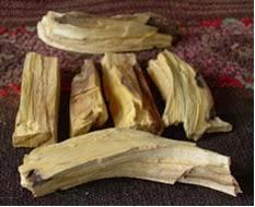 Artesanías en Palo Santo, de las comunidades Wichis