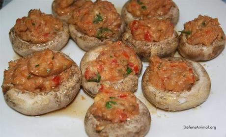 Champiñones rellenos al horno